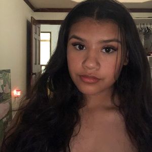 Meet your Posher, Itzel